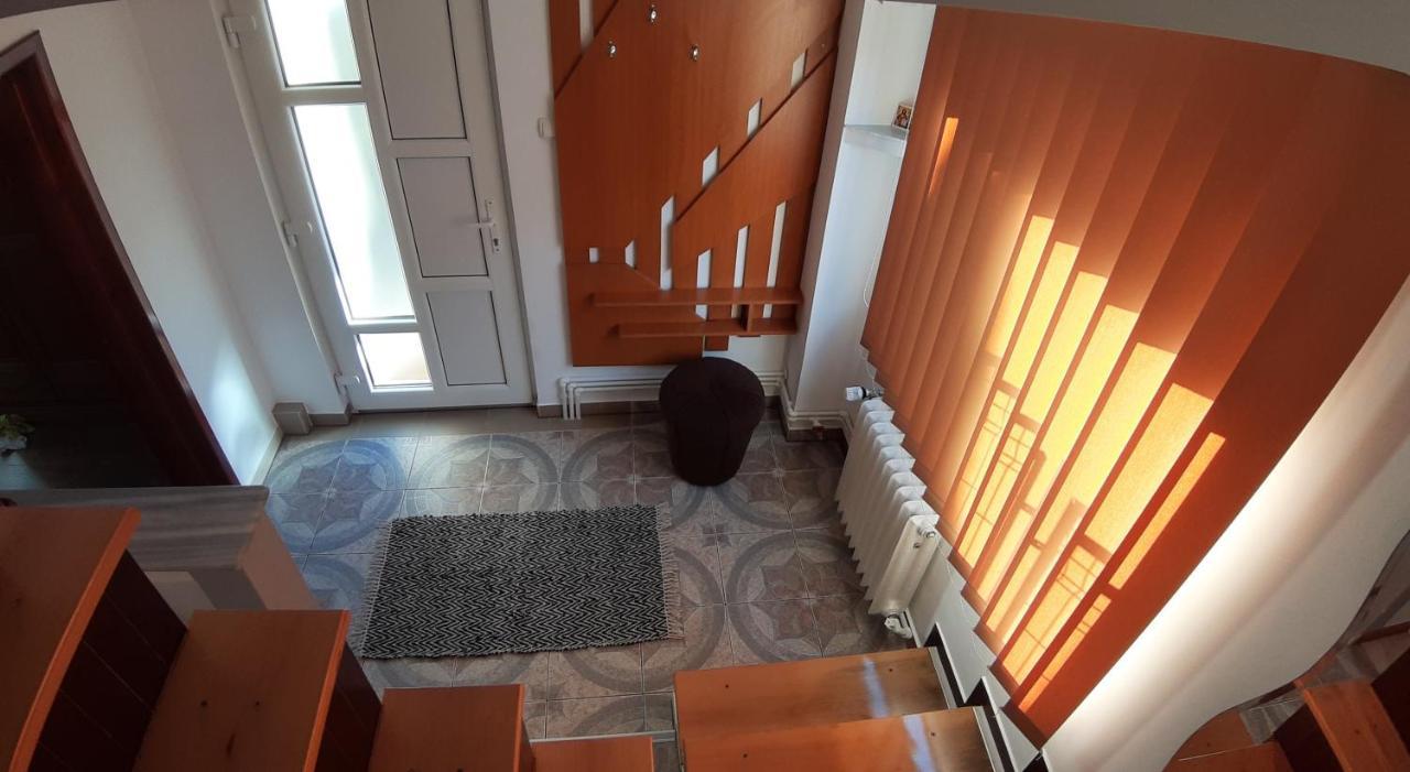 Casa Ultracentral Suceava Villa Exterior foto
